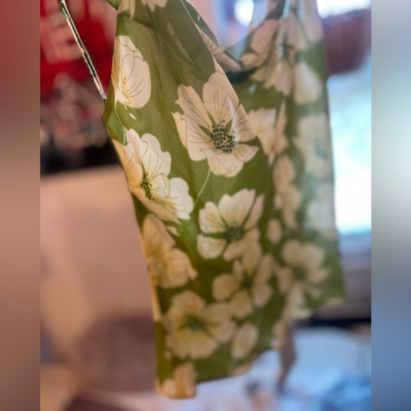 Reformation Astra Floral Low Back Blouse Top, NEW - Picture 7 of 16